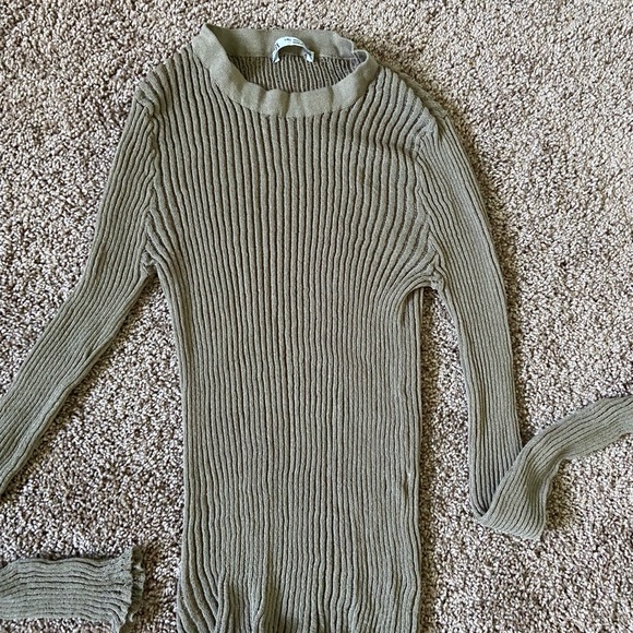 Zara t-shirt - Picture 3 of 6